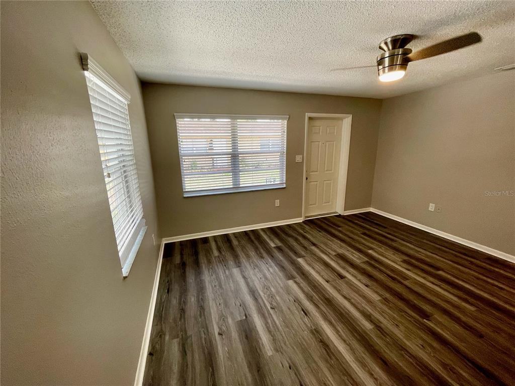 812 Lexington Street #812 - Photo 3 of 16