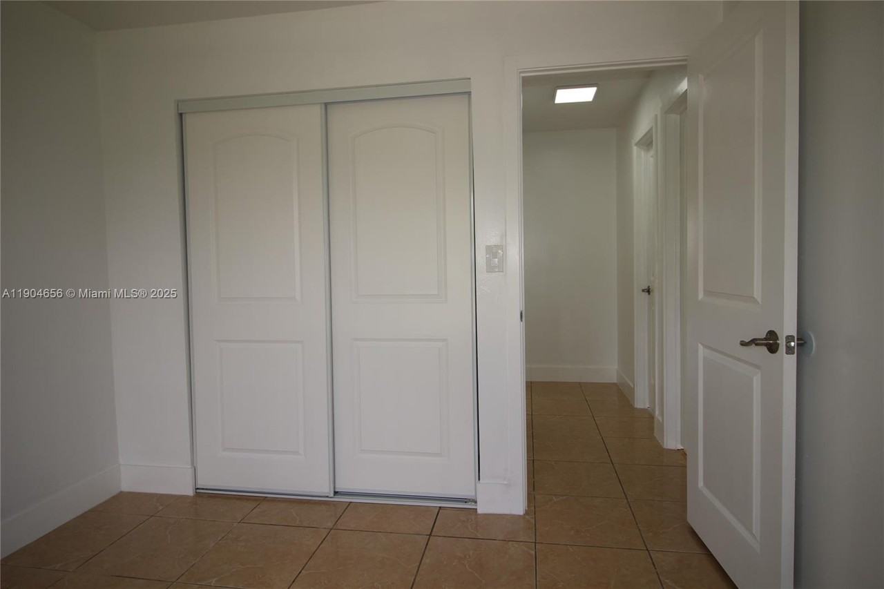 26165 Sw 124th Ct #26165 - Photo 2 of 24