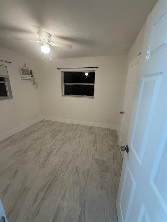 604 Nw 10th St #604B - Photo 3 of 14