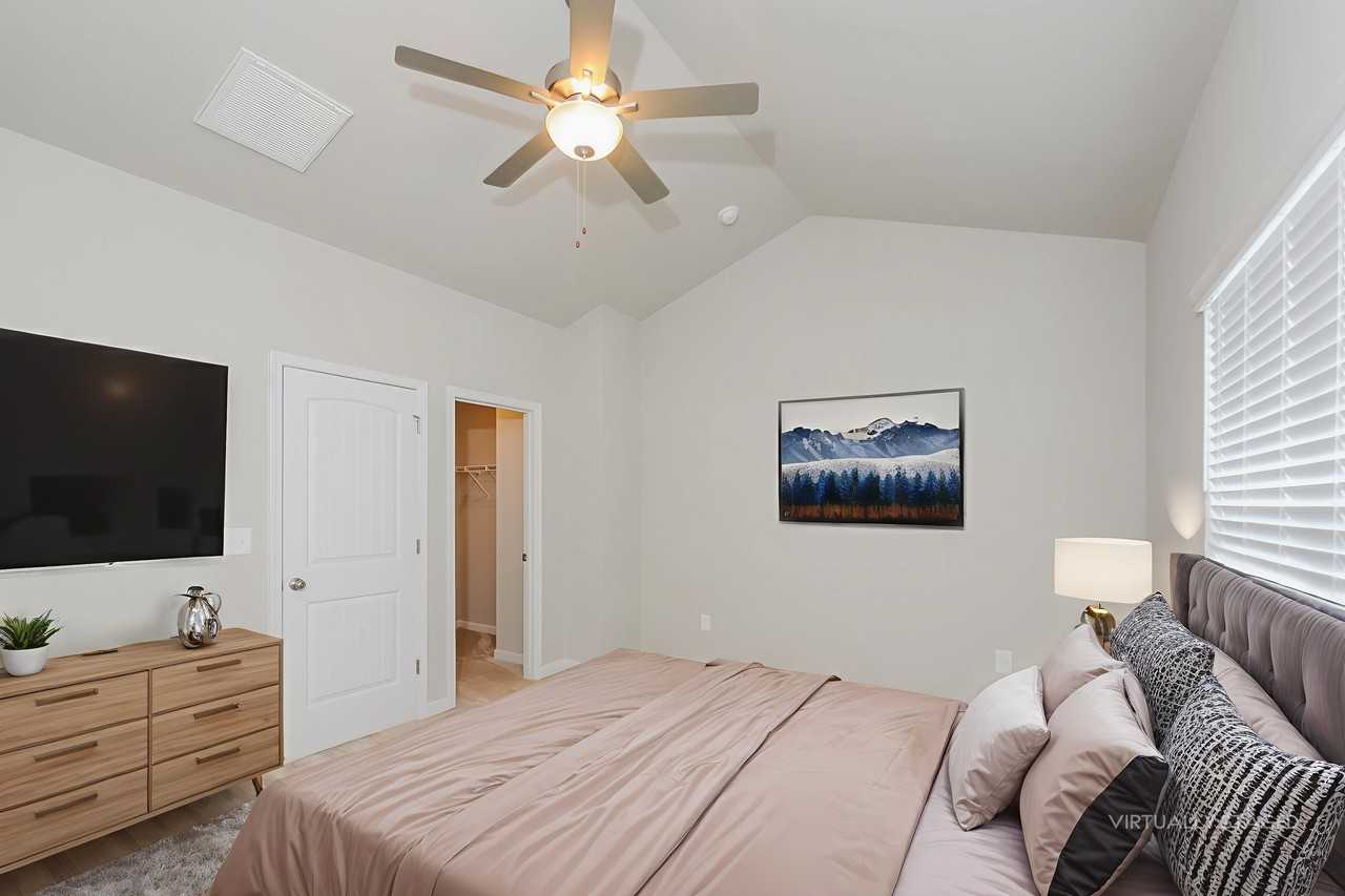 55 Madaline Lane - Photo 7 of 44