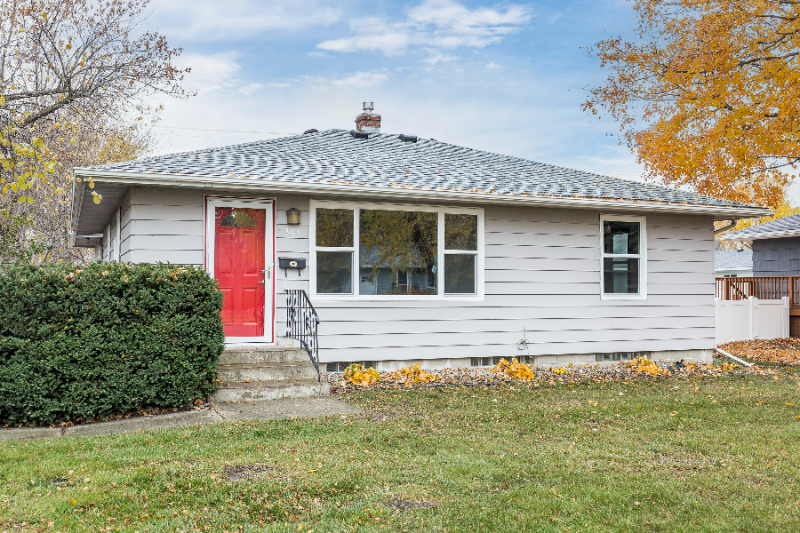 301 W 2nd St - Photo 2 of 19