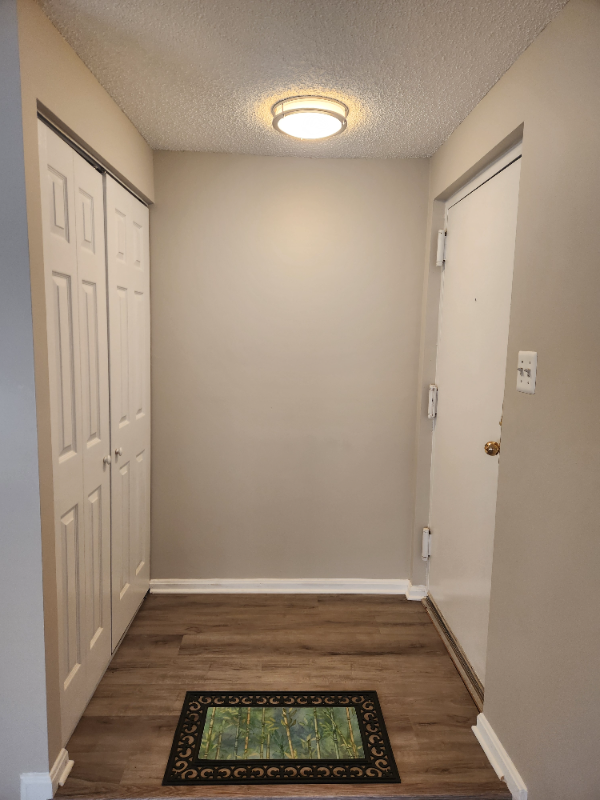 10210 Bushman Dr #322 - Photo 3 of 16