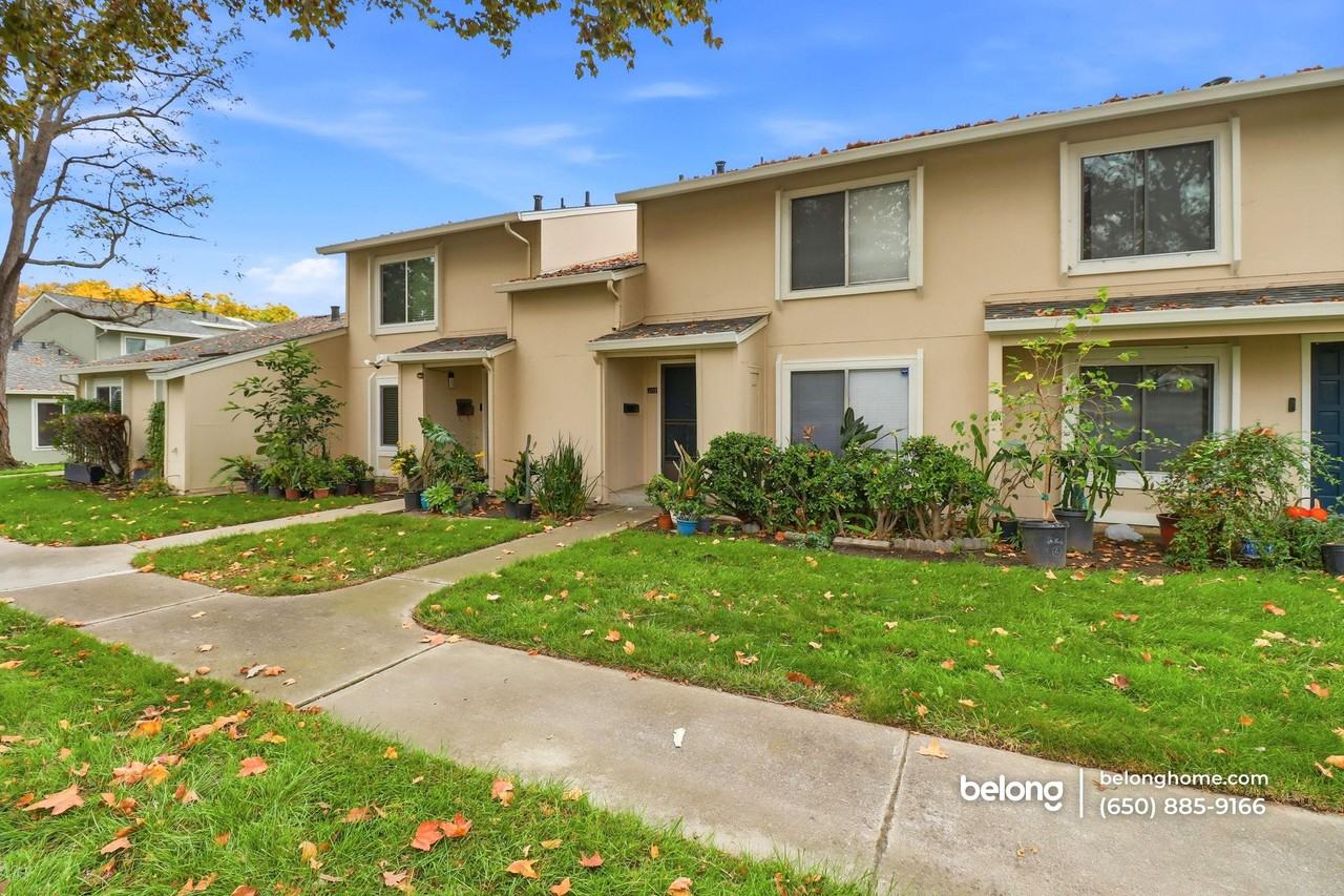 1109 Ribisi Circle - Photo 2 of 20