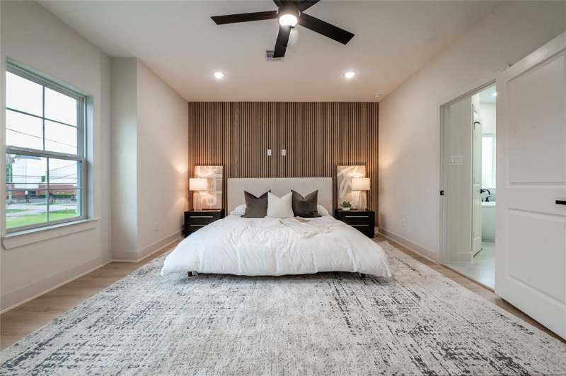 8122 Corinth Street #B - Photo 6 of 20