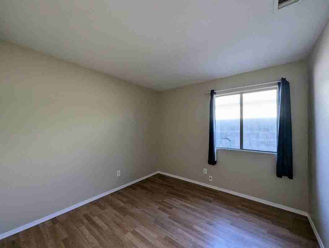 7059 West Gardenia Avenue - Photo 2 of 50