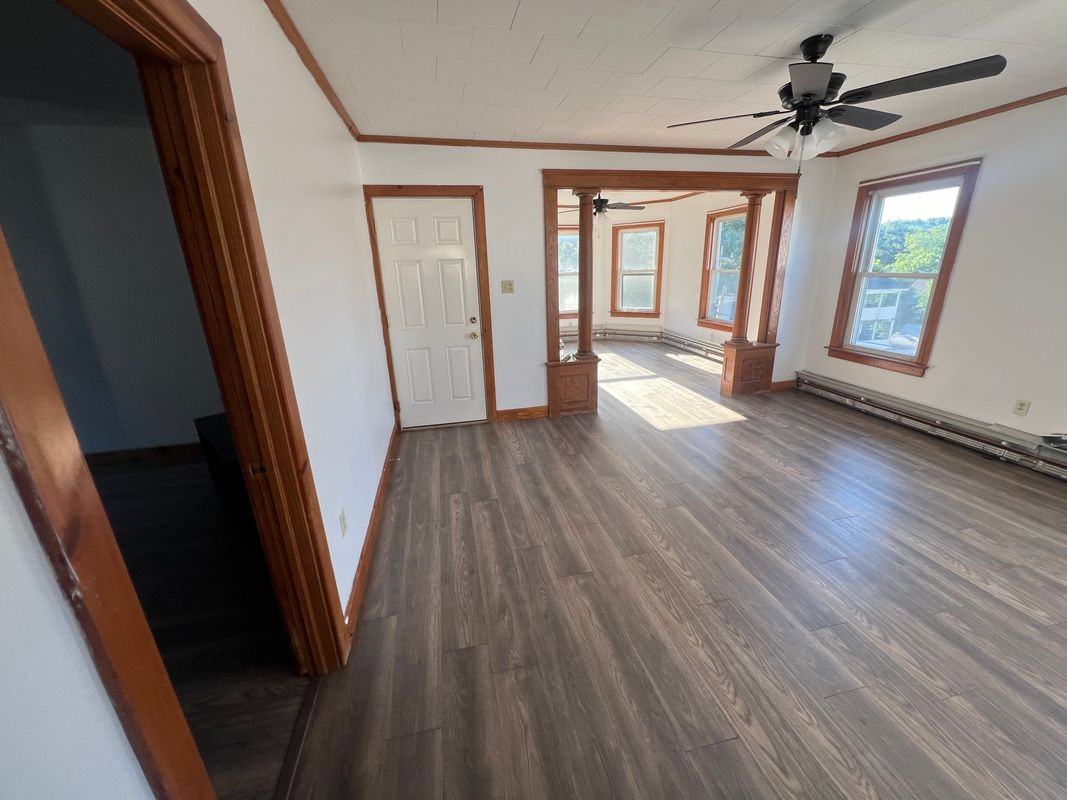 27 Chestnut Street - Photo 6 of 11