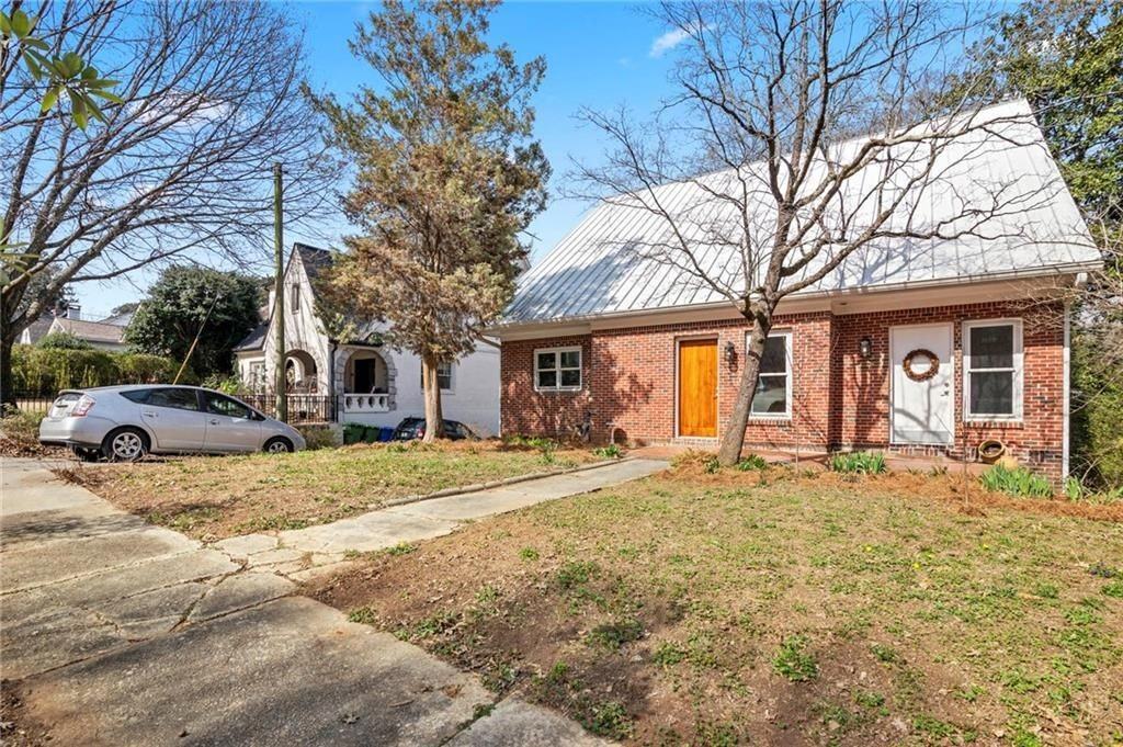 1008 Courtenay Drive Northeast