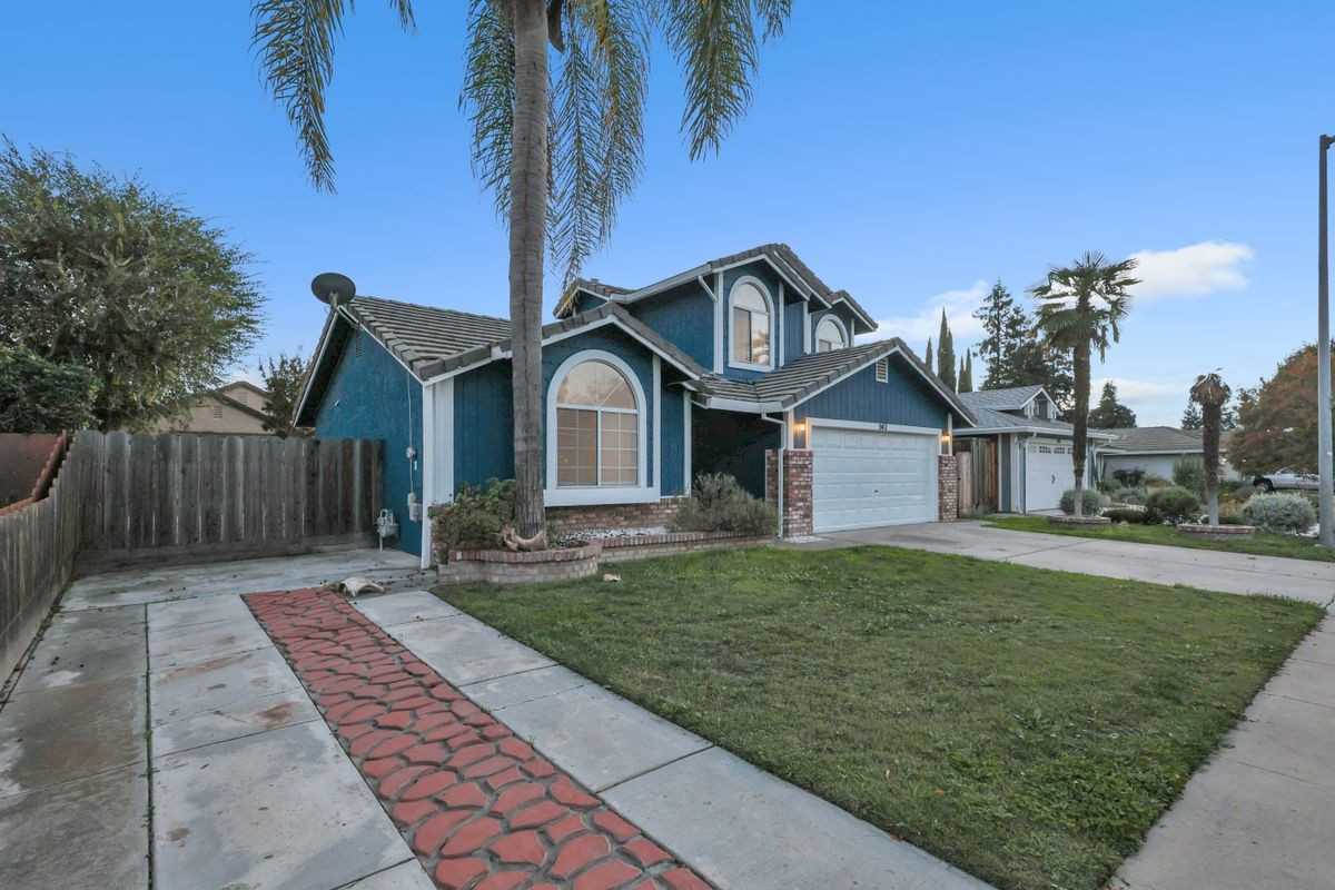 940 Collegeview Drive - Photo 6 of 47