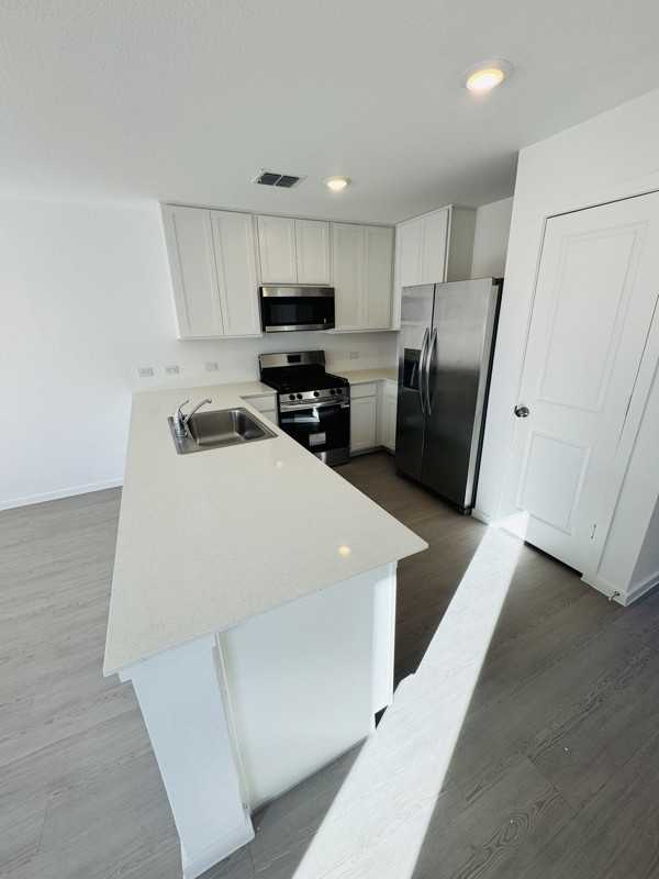 3924 Pontchartrain Parkway - Photo 2 of 11