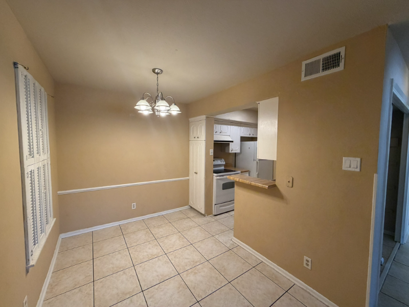 170 De Chantle Rd #205 - Photo 4 of 19