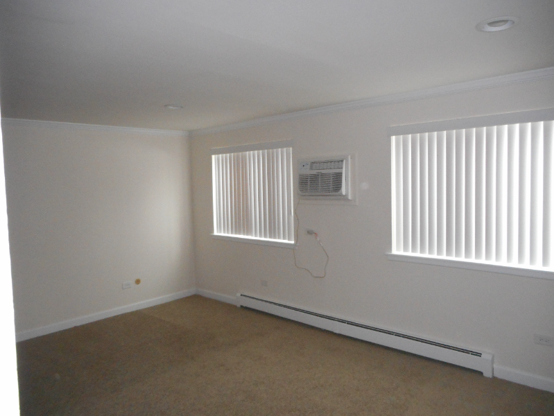 244 N Smith St #G5 - Photo 6 of 8