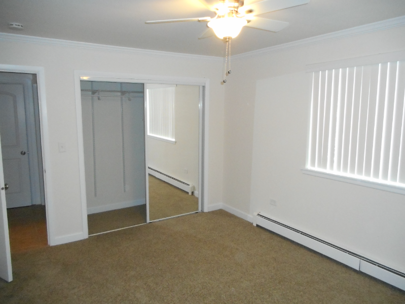 244 N Smith St #G5 - Photo 7 of 8