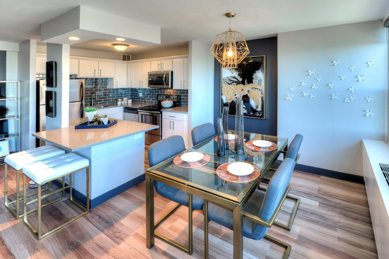 1140 South Michigan Avenue - Photo 2 of 20