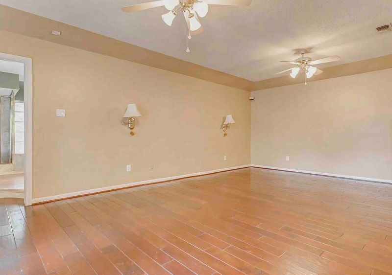 18103 Ravenfield Drive - Photo 3 of 4