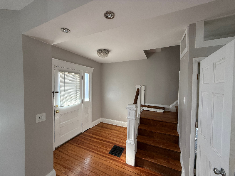 4012 Gilmore Ave - Photo 5 of 20