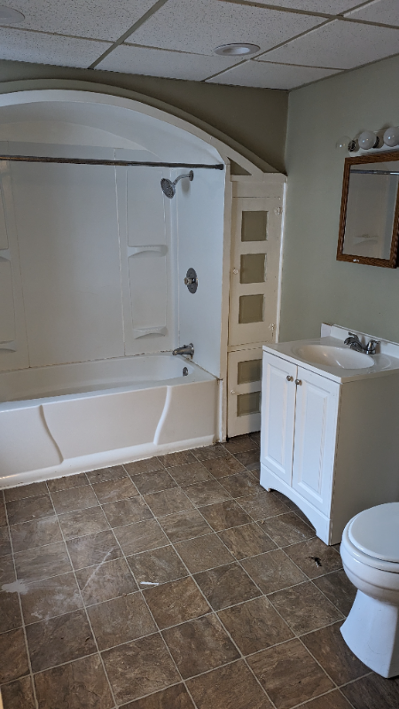 118 West Franklin Street #2 - Photo 3 of 4