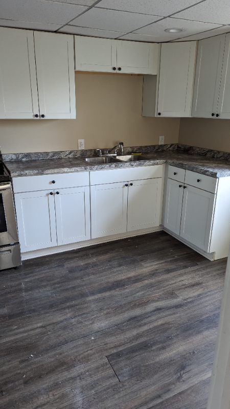 118 West Franklin Street #2 - Photo 4 of 4