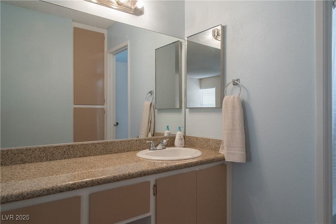 7250 Hardtack Circle - Photo 4 of 37