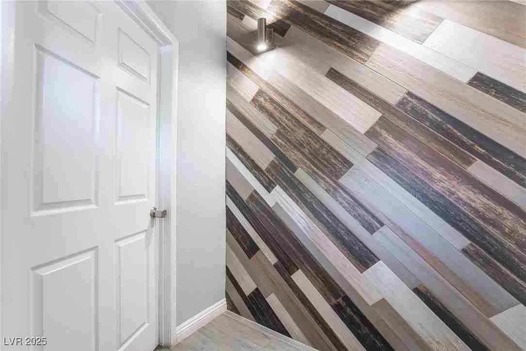 7076 Gunslinger Street - Photo 5 of 32