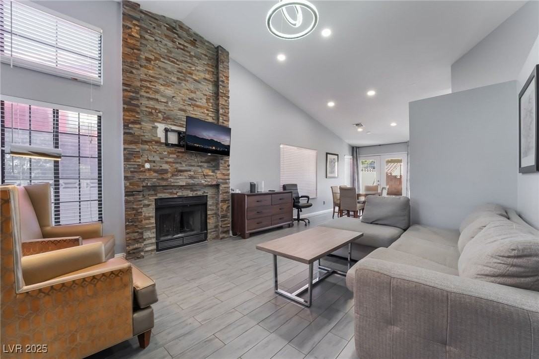 7076 Gunslinger Street - Photo 7 of 32