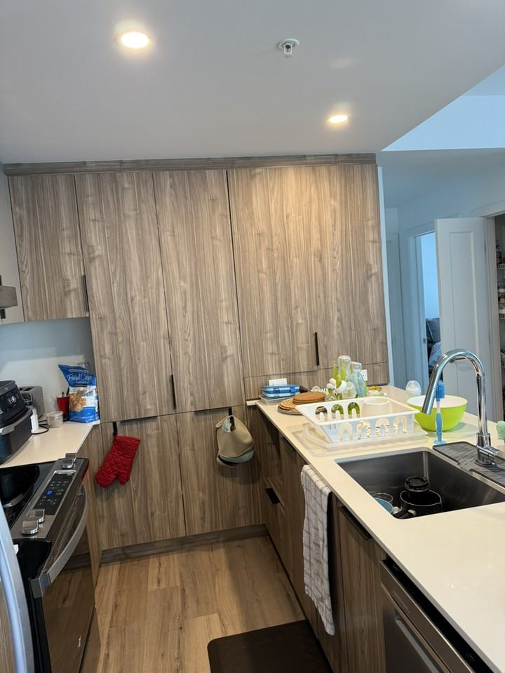 2000 Rue Sauvé O - Photo 4 of 20