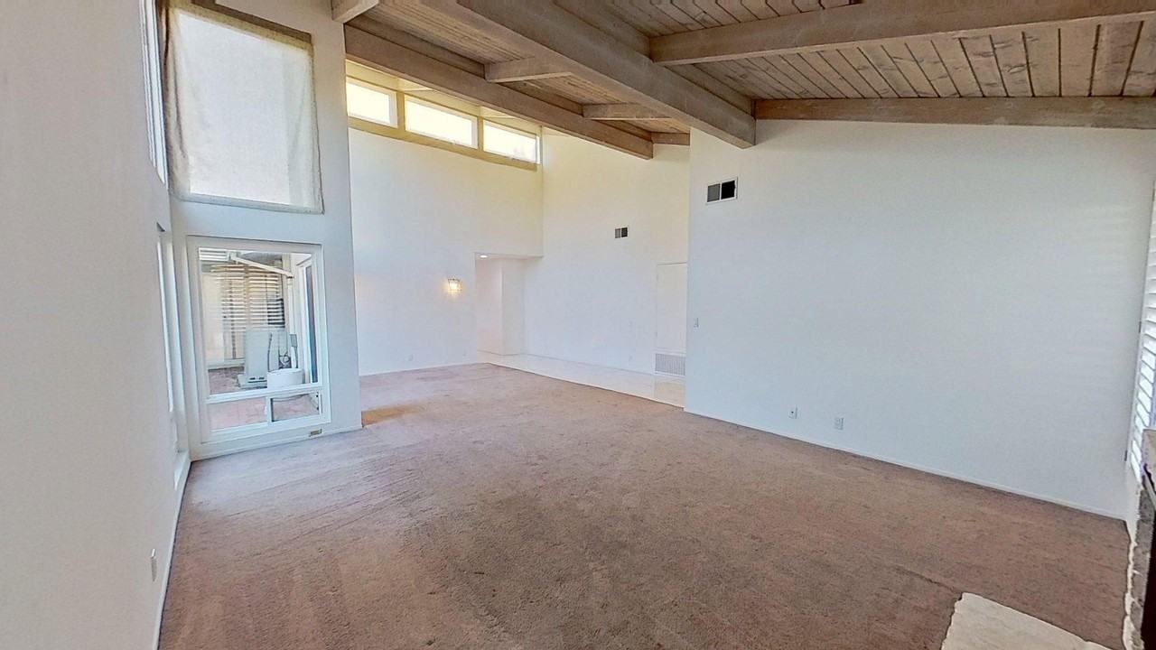 5022 Hemlock - Photo 4 of 27