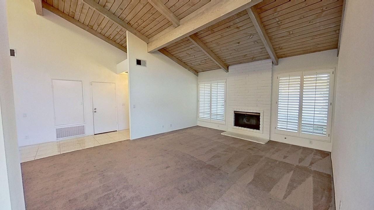 5022 Hemlock - Photo 5 of 27