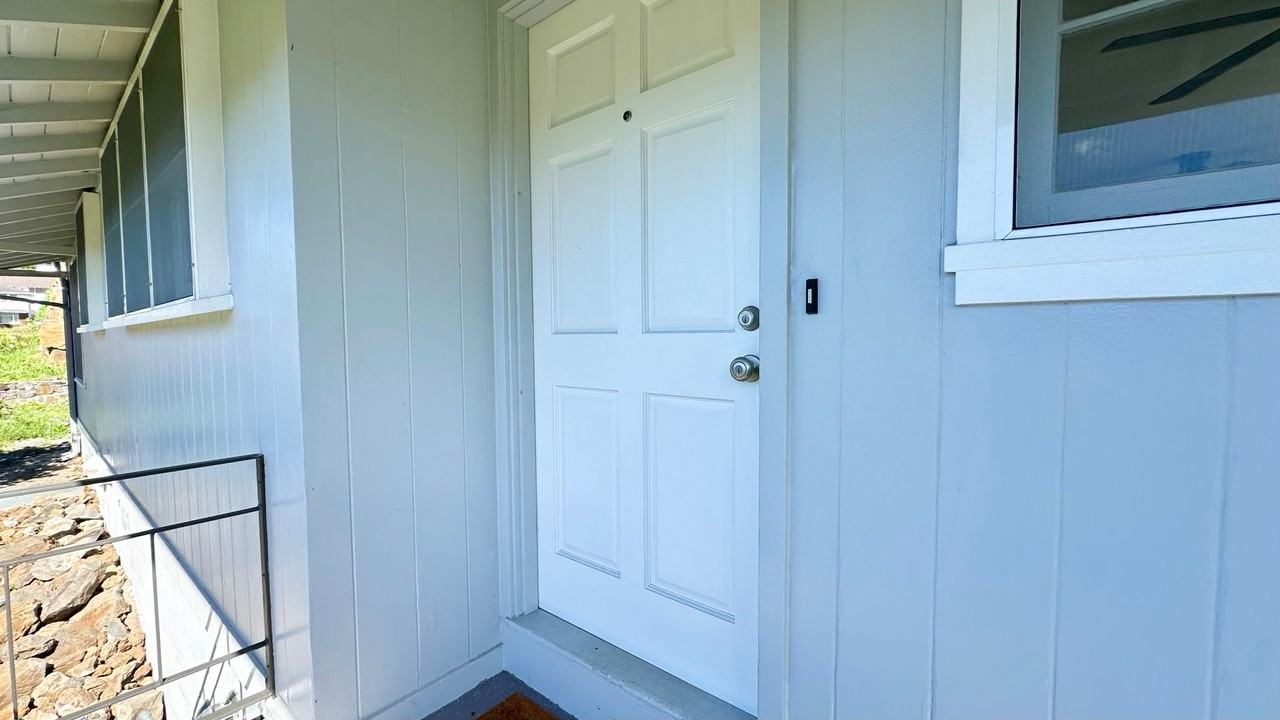 2340 University Ave. - Photo 3 of 43