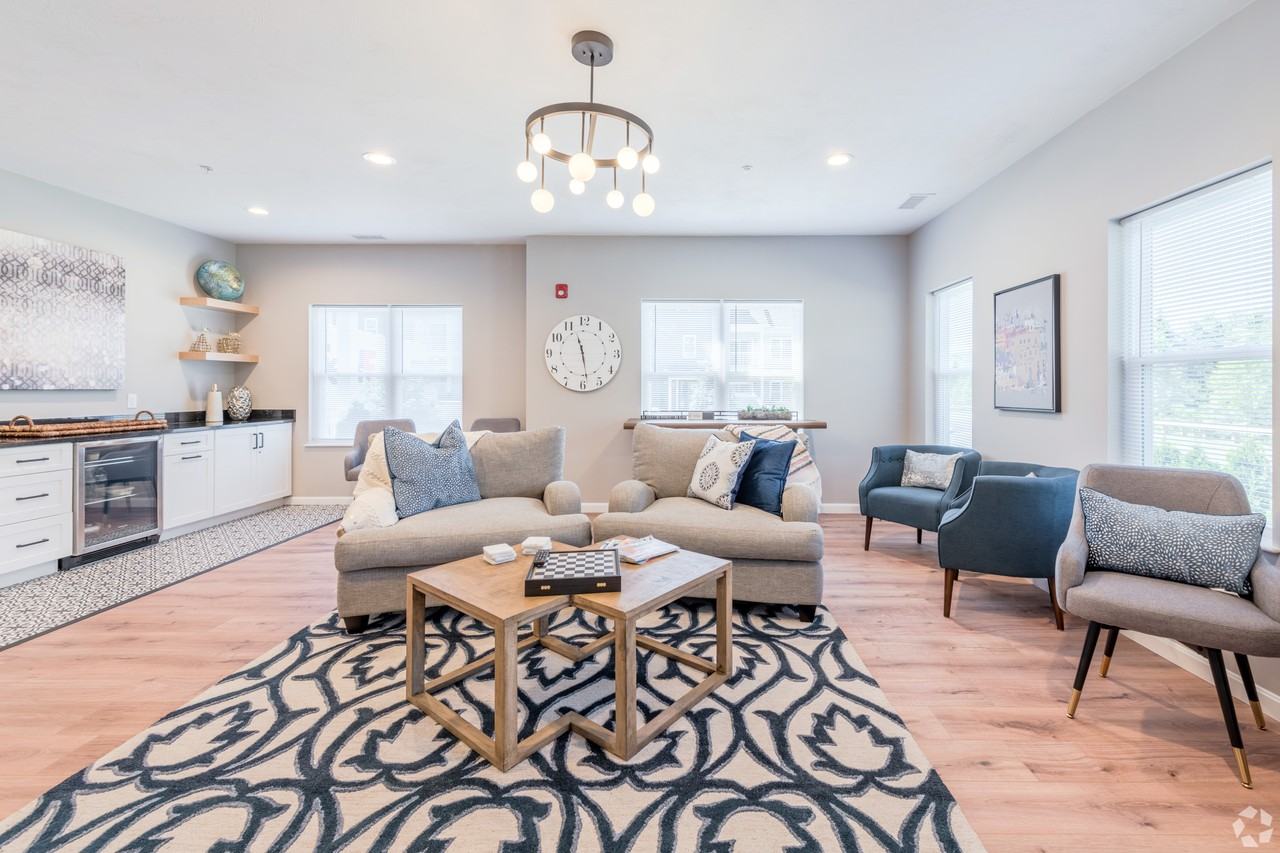 2 Rindle Rd - Photo 4 of 8