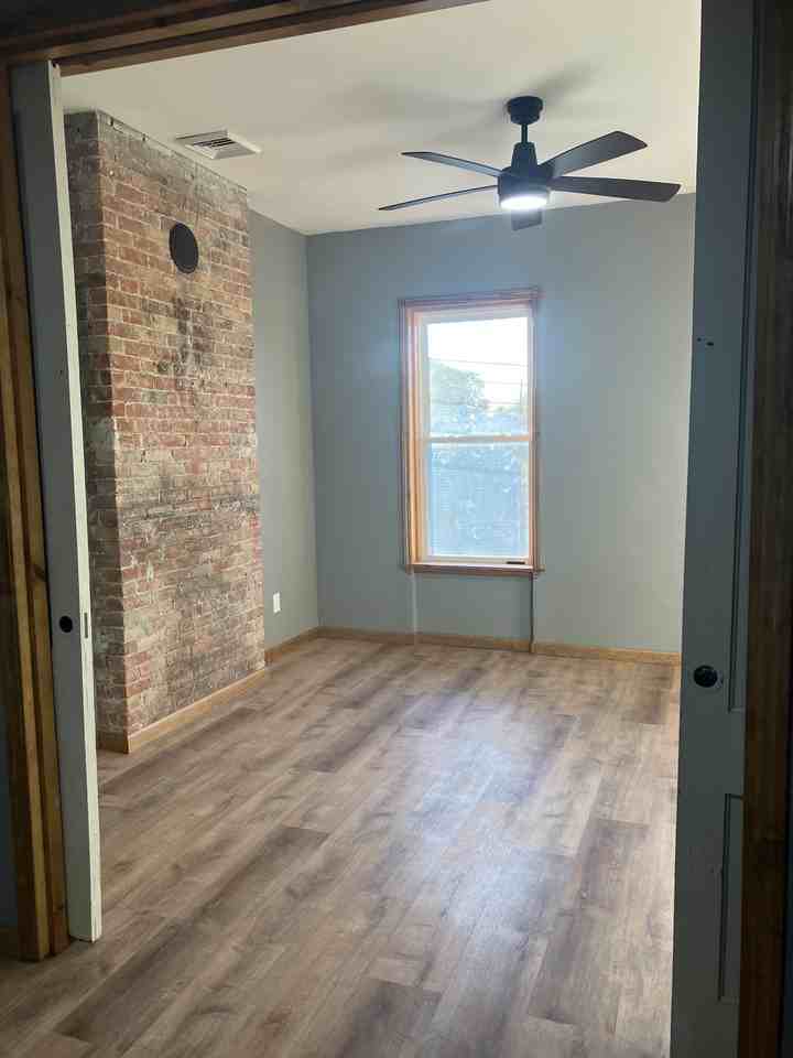1016 5th Ave #2 - Photo 7 of 8