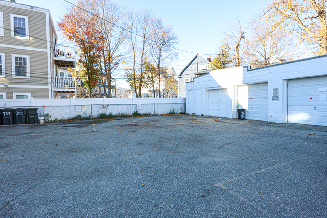 310 Talbot Ave #2 - Photo 2 of 16