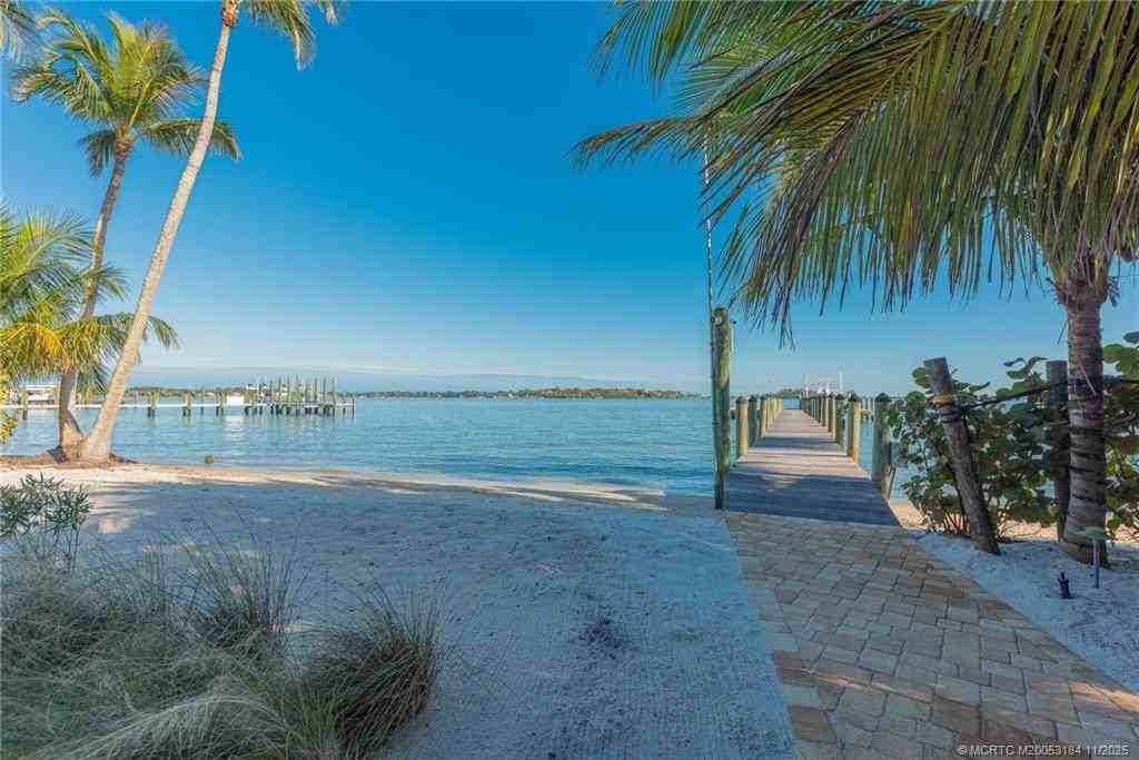 3365 Se Saint Lucie Blvd - Photo 4 of 50