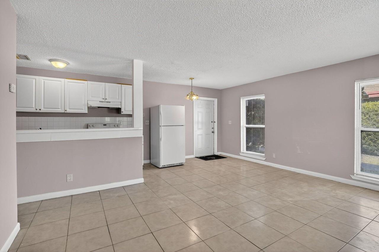 1767 Nw 55th Ave #1767 - Photo 5 of 18