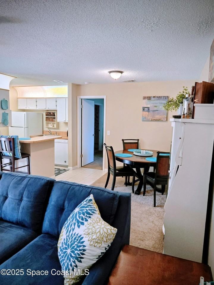 1123 Breezy Way #8C - Photo 5 of 26