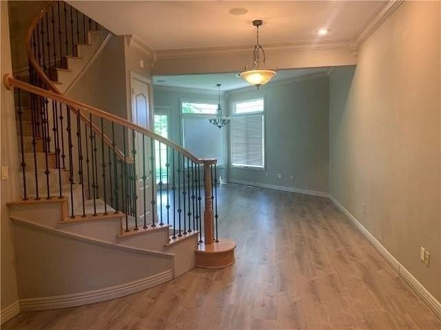 2509 S Everest Ave - Photo 3 of 11