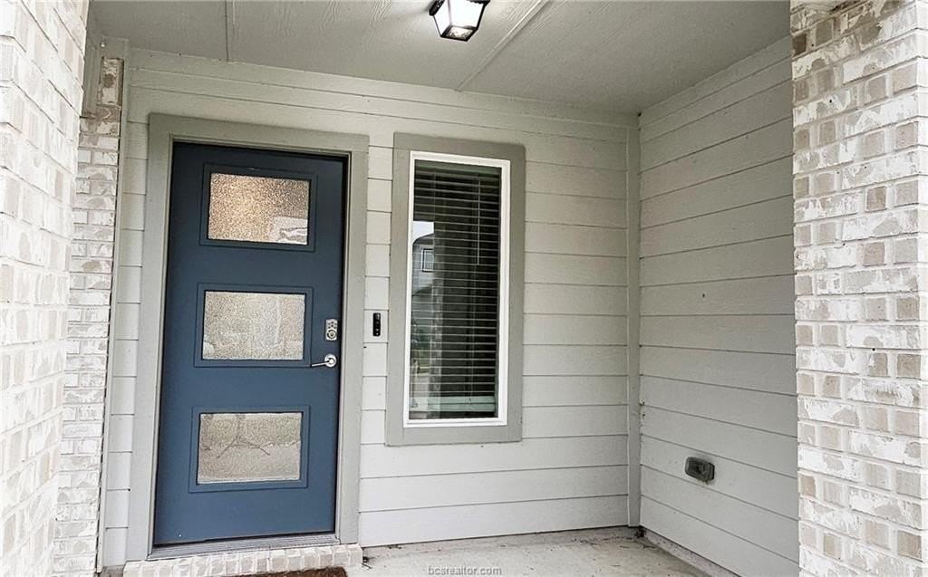 1120 Amistad Loop - Photo 3 of 21