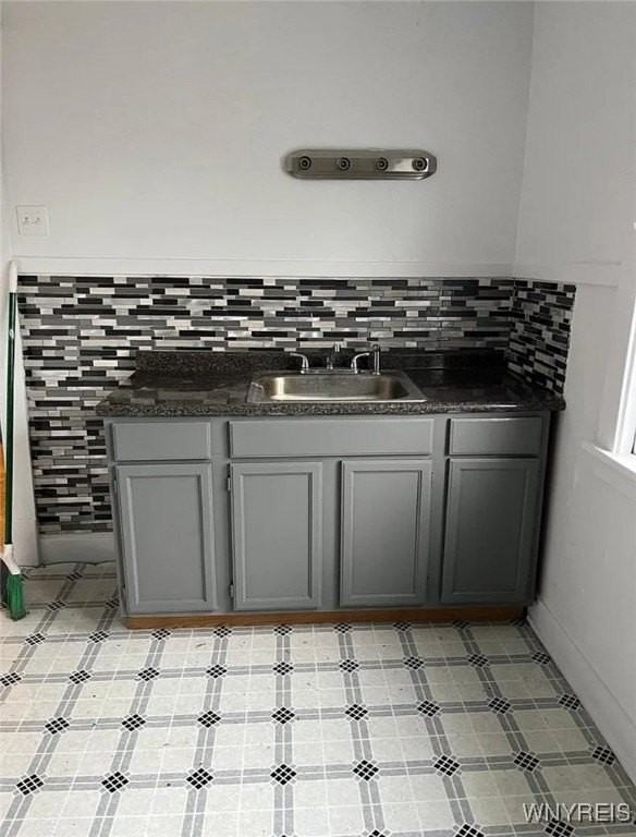 113 Wilkes Ave Unit 2 #2 - Photo 4 of 9