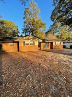 featured image of 966 Rosewood Drive