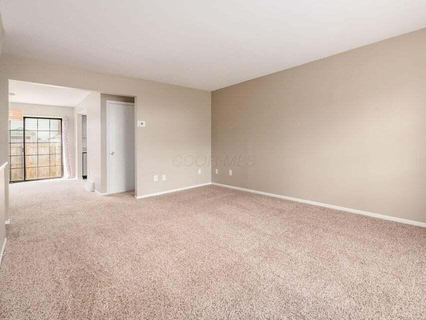 5297 Brandy Oaks Ln - Photo 3 of 21