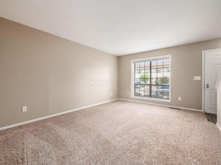 5297 Brandy Oaks Ln - Photo 5 of 21