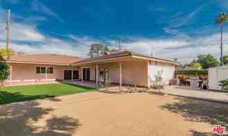 13104 Magnolia Boulevard - Photo 1 of 1