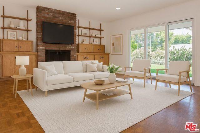 13104 Magnolia Boulevard - Photo 3 of 8