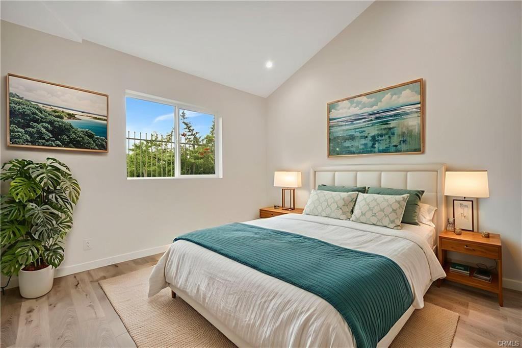 15241 Nurmi St - Photo 2 of 8