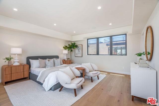 11653 Missouri Ave - Photo 3 of 8