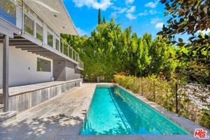 featured image of 8312 Hollywood Boulevard