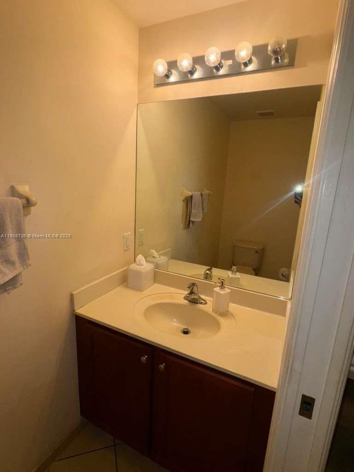 11605 Nw 89th St #209 - Photo 5 of 8