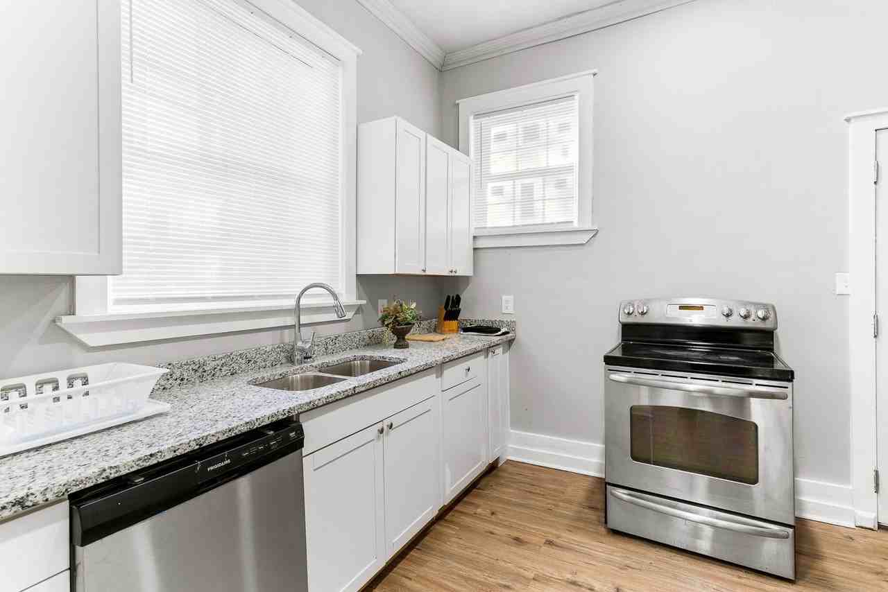 E Fillmore St - Photo 4 of 8