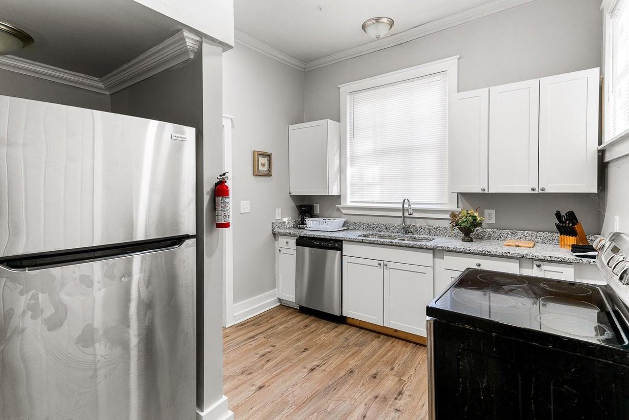 E Fillmore St - Photo 5 of 8