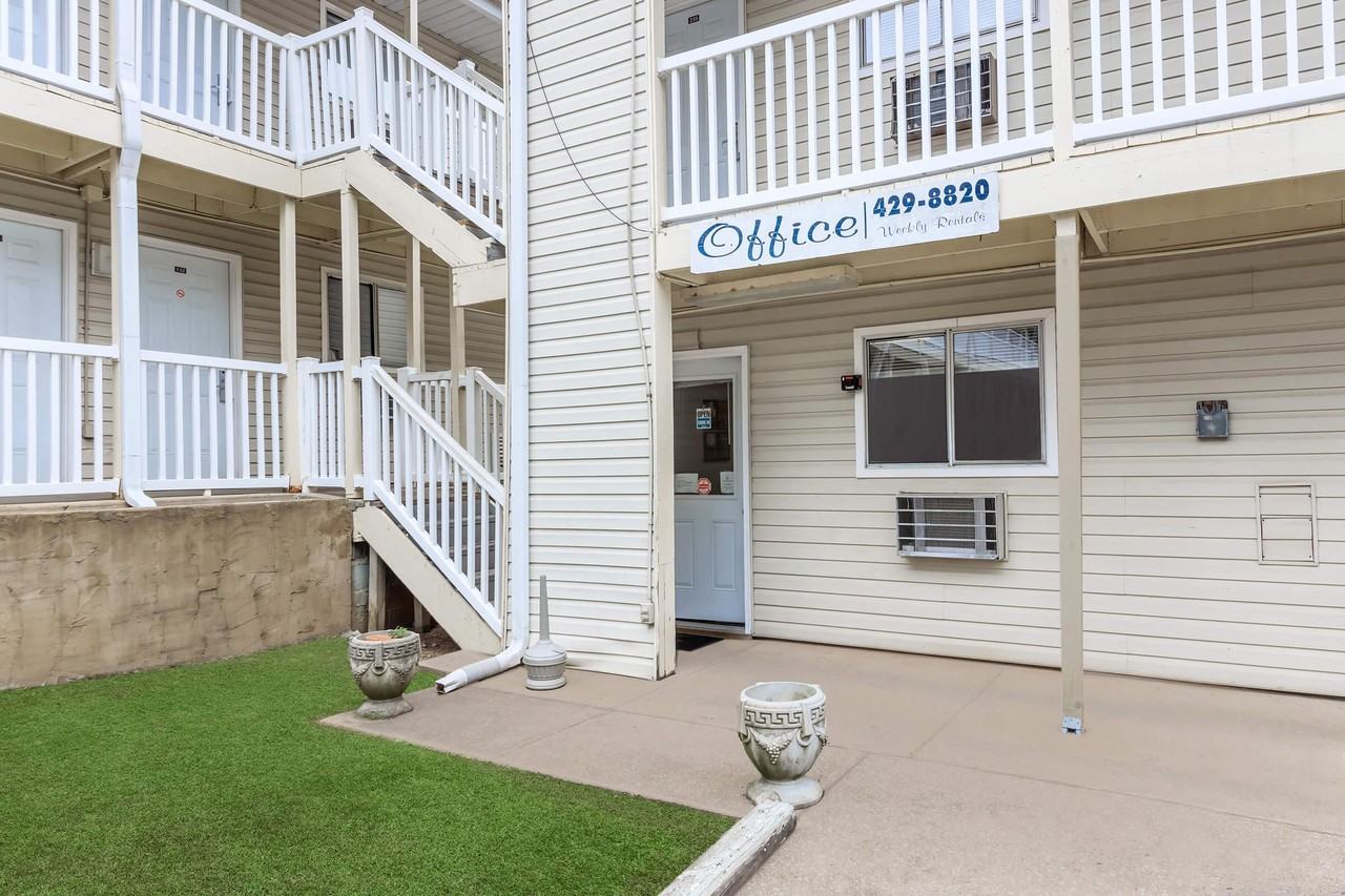 South Cobb Drive - Photo 4 of 7