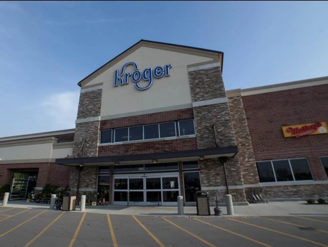 Chesterfield Ct - Photo 2 of 13